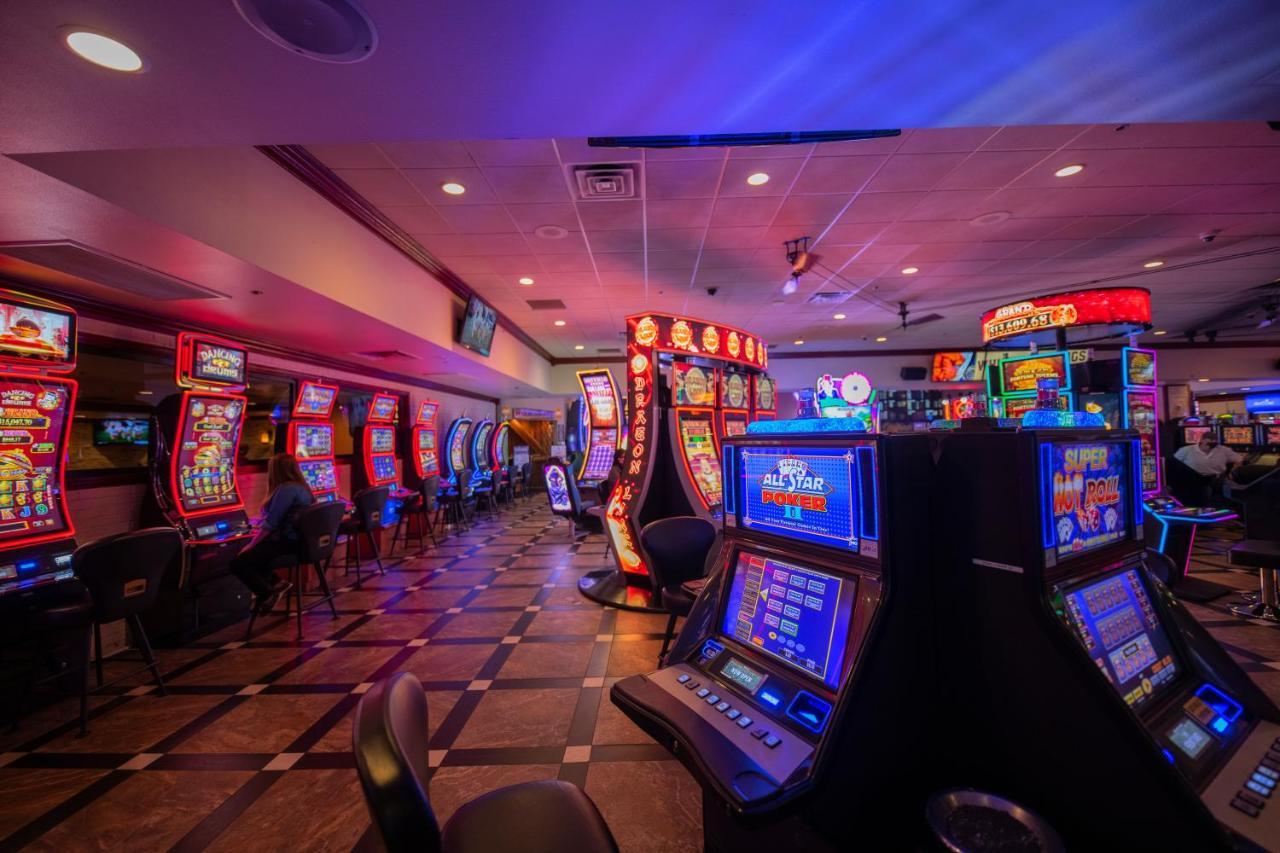 Ellis Island Hotel Casino & Brewery Лас-Вегас Экстерьер фото