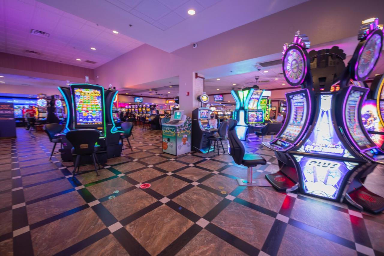 Ellis Island Hotel Casino & Brewery Лас-Вегас Экстерьер фото